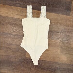 American Eagle Outfitters Cream Fabric Detail